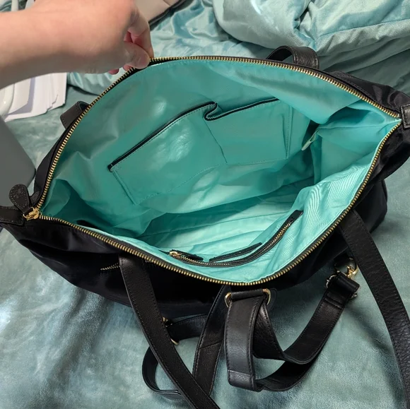 Lily Jade Jennifer Nylon Convertible Tote Diaper Bag - Picture 4 of 4